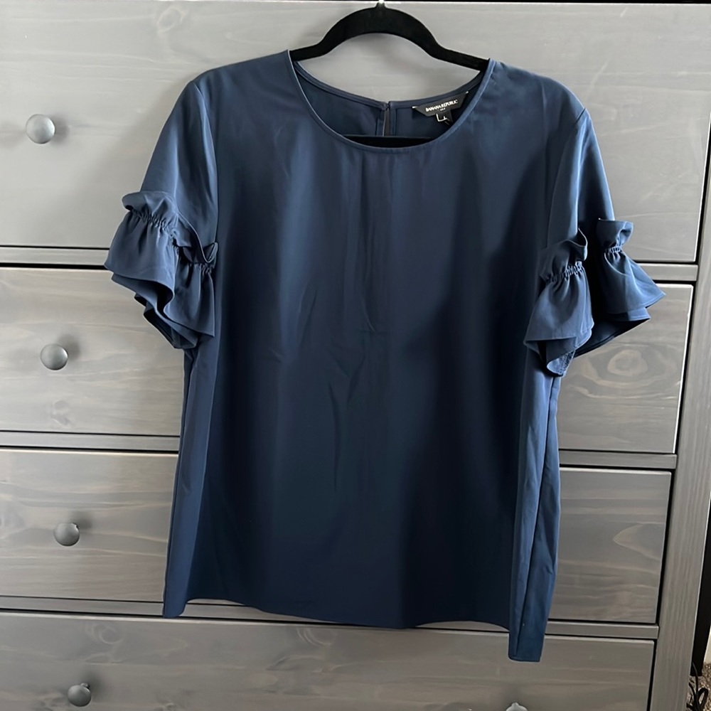Banana Republic, ruffle sleeve top
